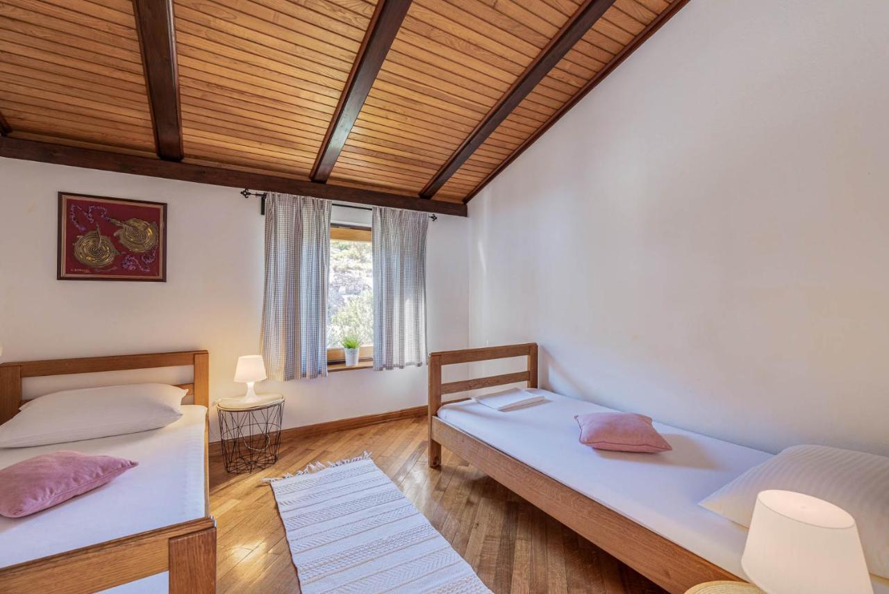 דראגה Apartments Fijan מראה חיצוני תמונה