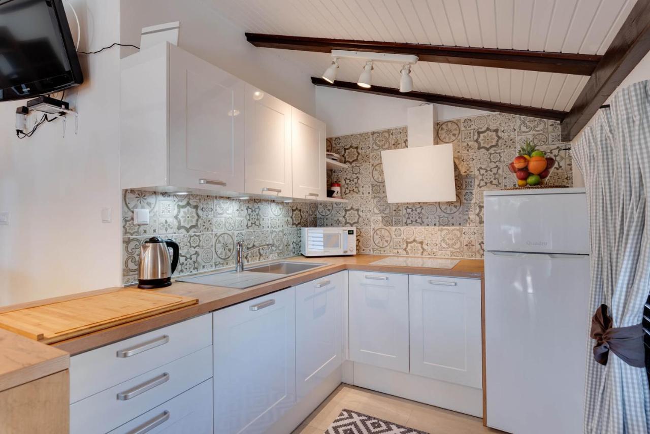 דראגה Apartments Fijan מראה חיצוני תמונה